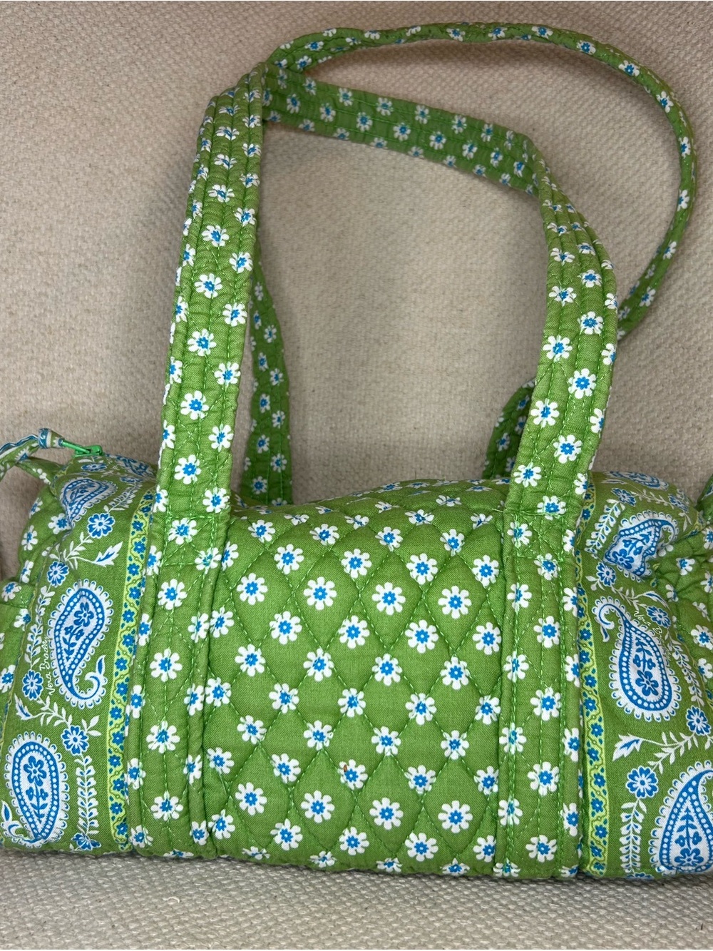 Vera Bradley Apple Green 100 bag - Picture 2 of 8